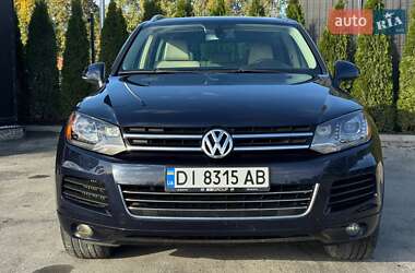 Внедорожник / Кроссовер Volkswagen Touareg 2012 в 