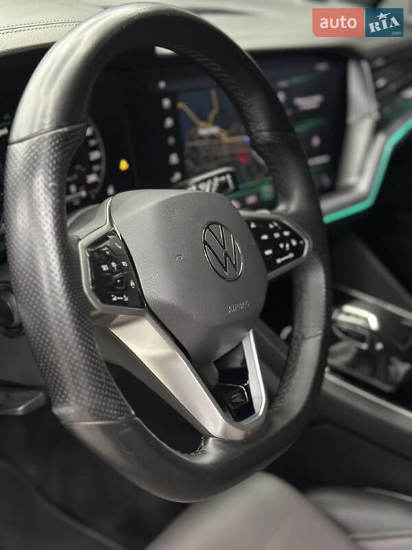 Позашляховик / Кросовер Volkswagen Touareg 2021 в Миколаєві фото 25 Позашляховик / Кросовер Volkswagen Touareg 2021 в Миколаєві