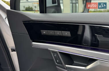Внедорожник / Кроссовер Volkswagen Touareg 2020 в 
