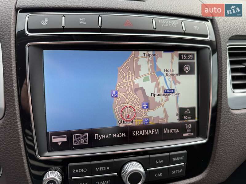 Позашляховик / Кросовер Volkswagen Touareg 2017 в Одесі