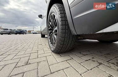 Внедорожник / Кроссовер Volkswagen Touareg 2018 в 