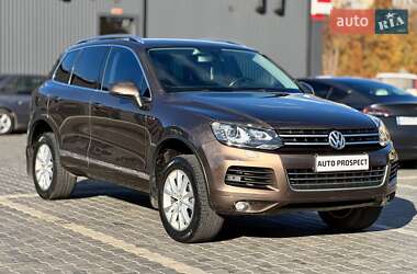 Позашляховик / Кросовер Volkswagen Touareg 2011 в Кривому Розі