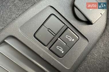 Внедорожник / Кроссовер Volkswagen Touareg 2020 в 