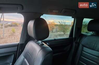 Внедорожник / Кроссовер Volkswagen Touareg 2008 в 
