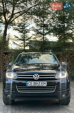 Внедорожник / Кроссовер Volkswagen Touareg 2011 в 