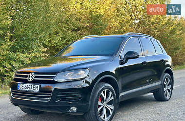 Внедорожник / Кроссовер Volkswagen Touareg 2011 в 