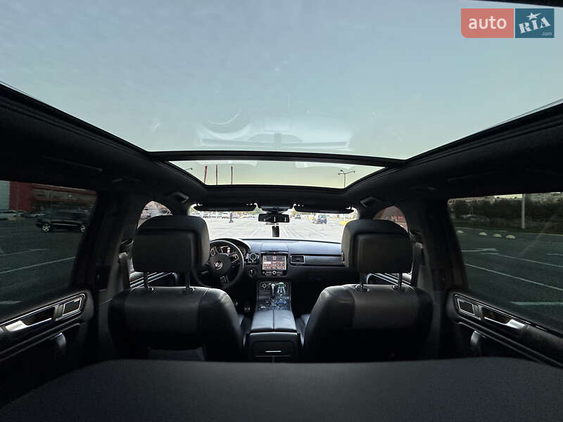 Внедорожник / Кроссовер Volkswagen Touareg 2014 в Черновцах фото 12 Внедорожник / Кроссовер Volkswagen Touareg 2014 в Черновцах
