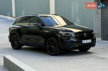 Внедорожник / Кроссовер Volkswagen Touareg 2023 в 