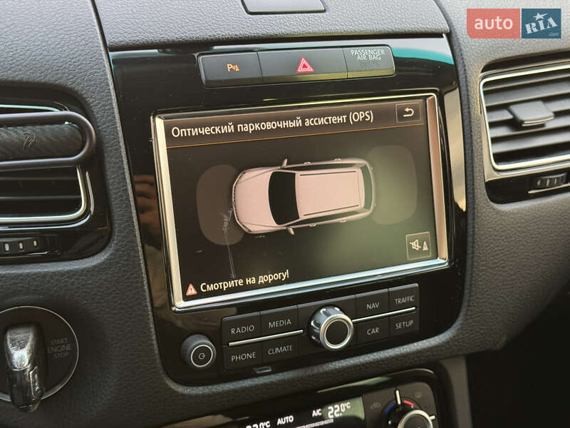 Внедорожник / Кроссовер Volkswagen Touareg 2014 в Мукачево