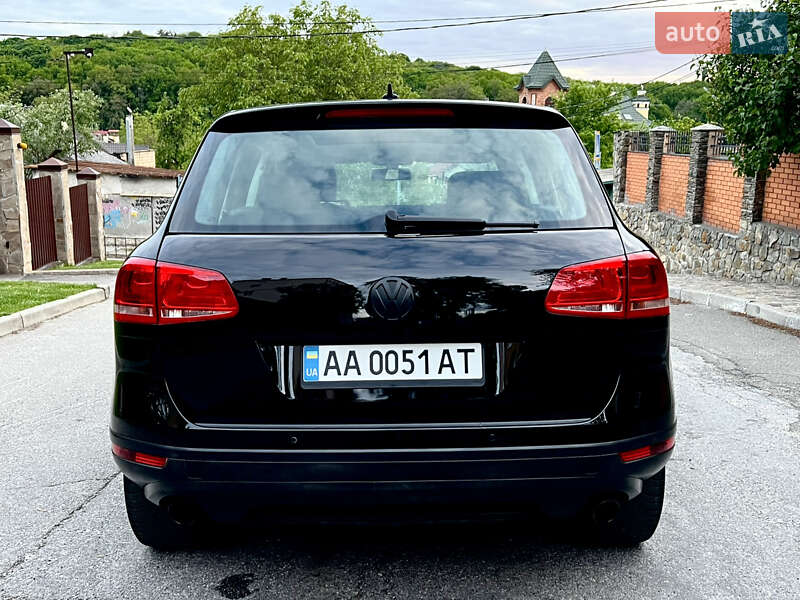Позашляховик / Кросовер Volkswagen Touareg 2015 в Києві фото 7 Позашляховик / Кросовер Volkswagen Touareg 2015 в Києві