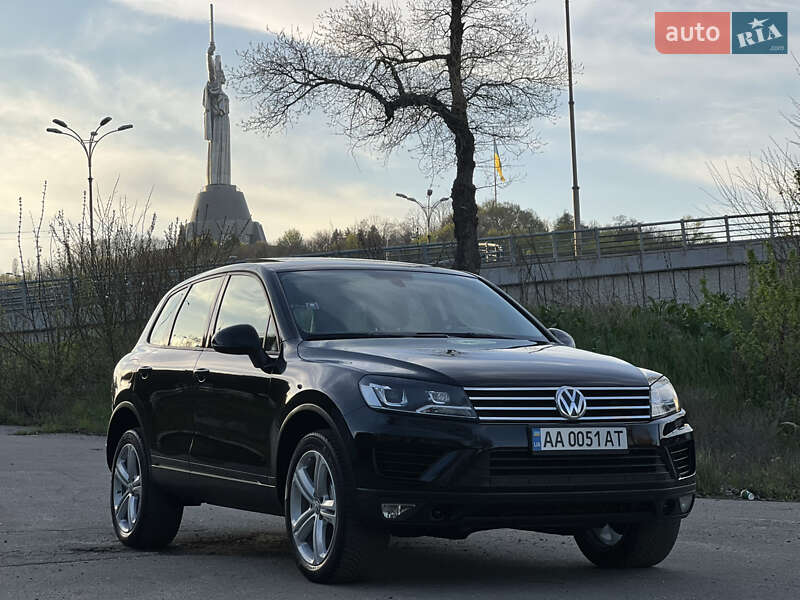 Позашляховик / Кросовер Volkswagen Touareg 2015 в Києві фото 97 Позашляховик / Кросовер Volkswagen Touareg 2015 в Києві