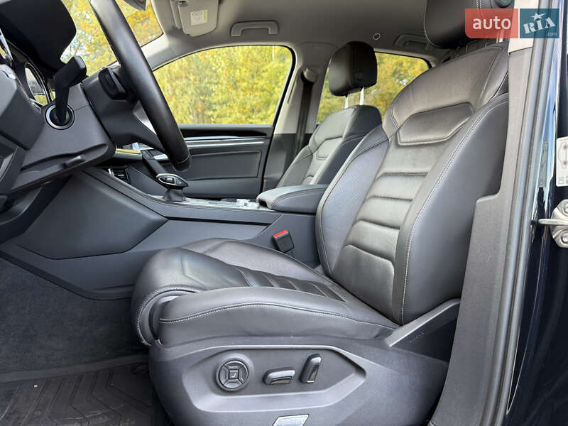 Позашляховик / Кросовер Volkswagen Touareg 2021 в Дніпрі фото 15 Позашляховик / Кросовер Volkswagen Touareg 2021 в Дніпрі