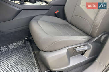 Внедорожник / Кроссовер Volkswagen Touareg 2020 в 