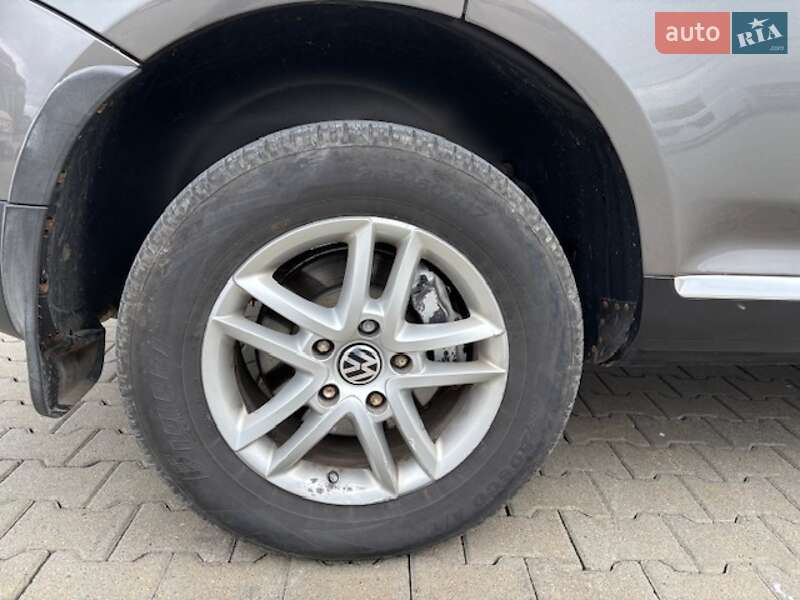 Внедорожник / Кроссовер Volkswagen Touareg 2008 в Хотине фото 24 Внедорожник / Кроссовер Volkswagen Touareg 2008 в Хотине