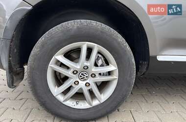 Позашляховик / Кросовер Volkswagen Touareg 2008 в  фото 24 Позашляховик / Кросовер Volkswagen Touareg 2008 в