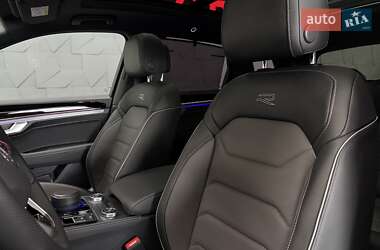 Внедорожник / Кроссовер Volkswagen Touareg 2025 в 