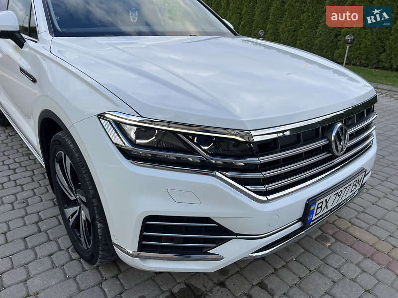 Внедорожник / Кроссовер Volkswagen Touareg 2019 в Дунаевцах фото 9 Внедорожник / Кроссовер Volkswagen Touareg 2019 в Дунаевцах
