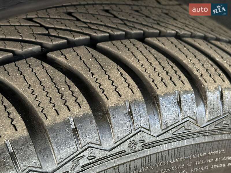 Позашляховик / Кросовер Volkswagen Touareg 2020 в Рівному