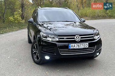 Внедорожник / Кроссовер Volkswagen Touareg 2012 в Звенигородке