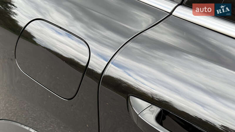 Внедорожник / Кроссовер Volkswagen Touareg 2012 в Звенигородке