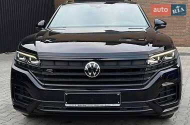 Внедорожник / Кроссовер Volkswagen Touareg 2022 в 
