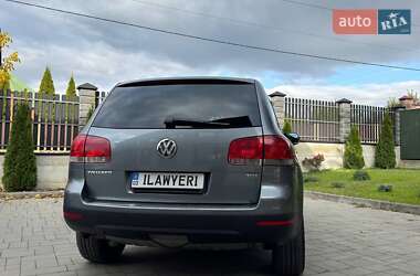 Внедорожник / Кроссовер Volkswagen Touareg 2004 в 