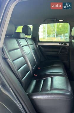 Внедорожник / Кроссовер Volkswagen Touareg 2005 в 