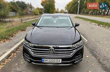 Внедорожник / Кроссовер Volkswagen Touareg 2018 в Ромнах Внедорожник / Кроссовер Volkswagen Touareg 2018 в Ромнах