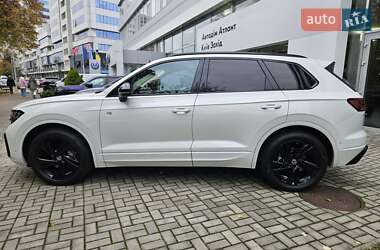 Внедорожник / Кроссовер Volkswagen Touareg 2024 в  фото 12 Внедорожник / Кроссовер Volkswagen Touareg 2024 в