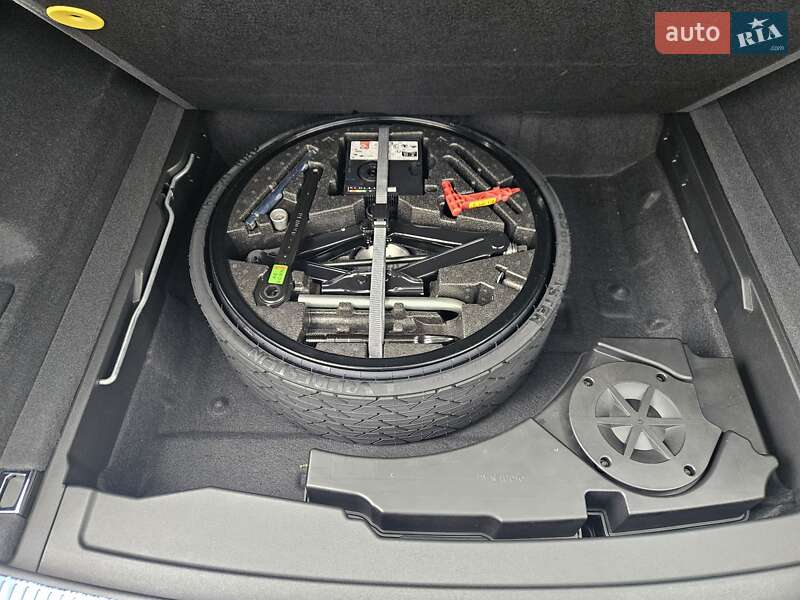 Позашляховик / Кросовер Volkswagen Touareg 2024 в Києві фото 33 Позашляховик / Кросовер Volkswagen Touareg 2024 в Києві