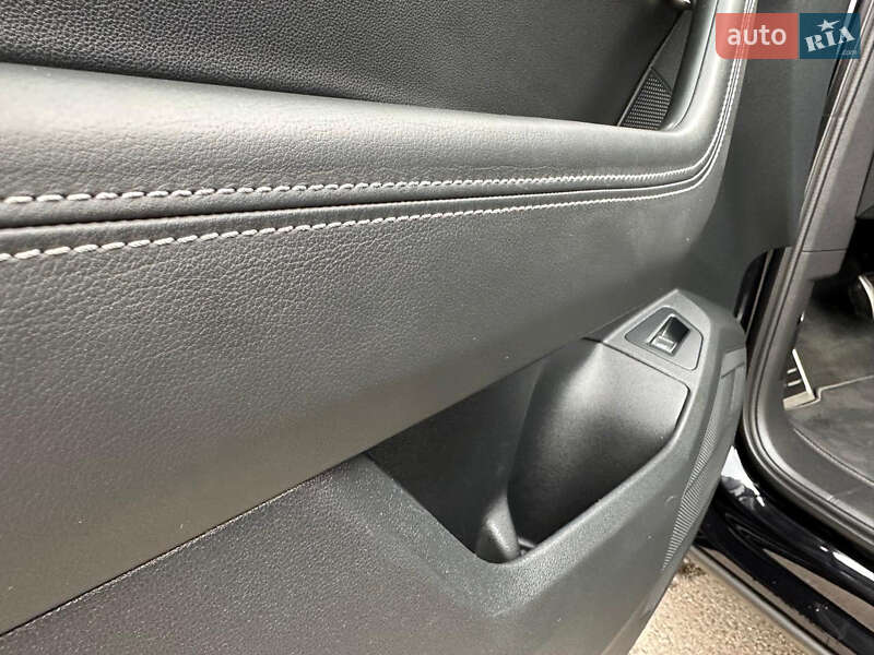 Позашляховик / Кросовер Volkswagen Touareg 2018 в Сарнах фото 94 Позашляховик / Кросовер Volkswagen Touareg 2018 в Сарнах