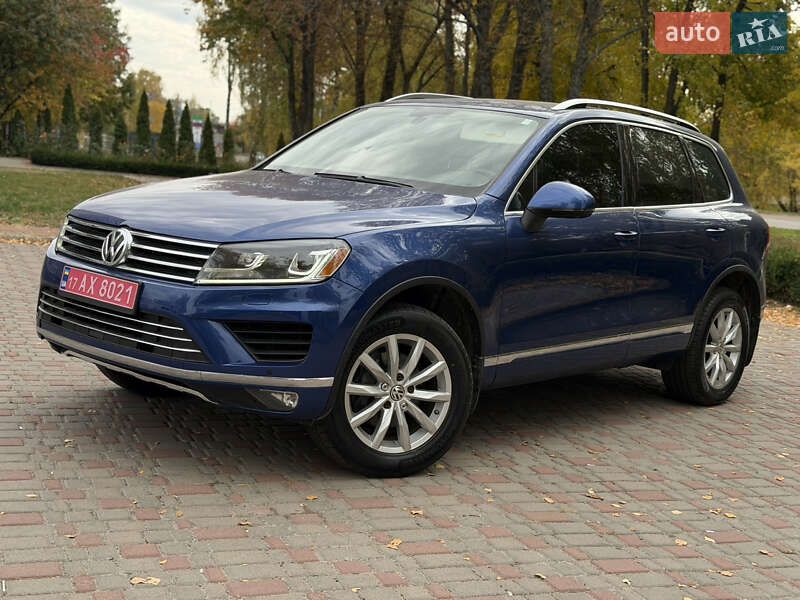 Внедорожник / Кроссовер Volkswagen Touareg 2017 в Лубнах