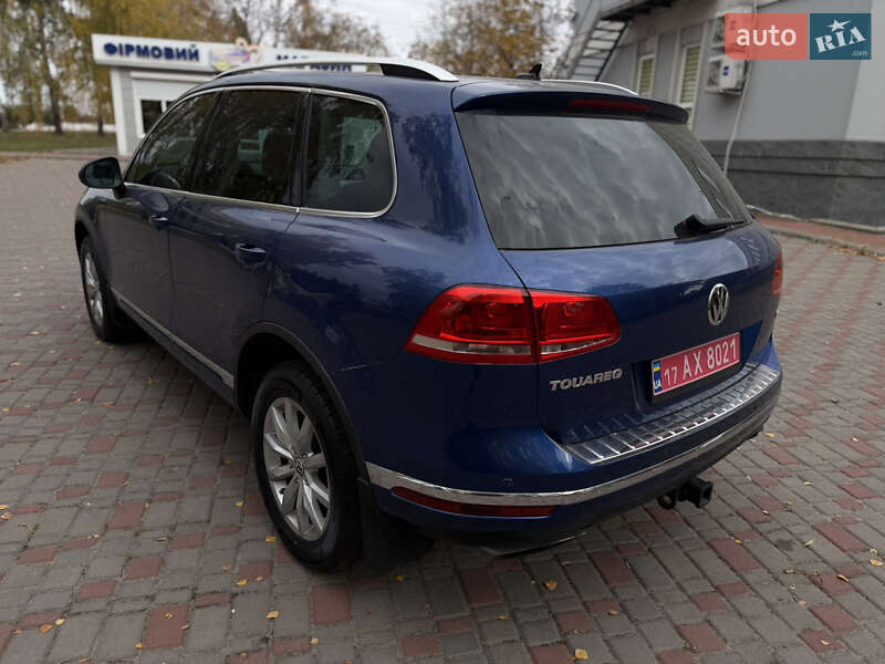 Внедорожник / Кроссовер Volkswagen Touareg 2017 в Лубнах