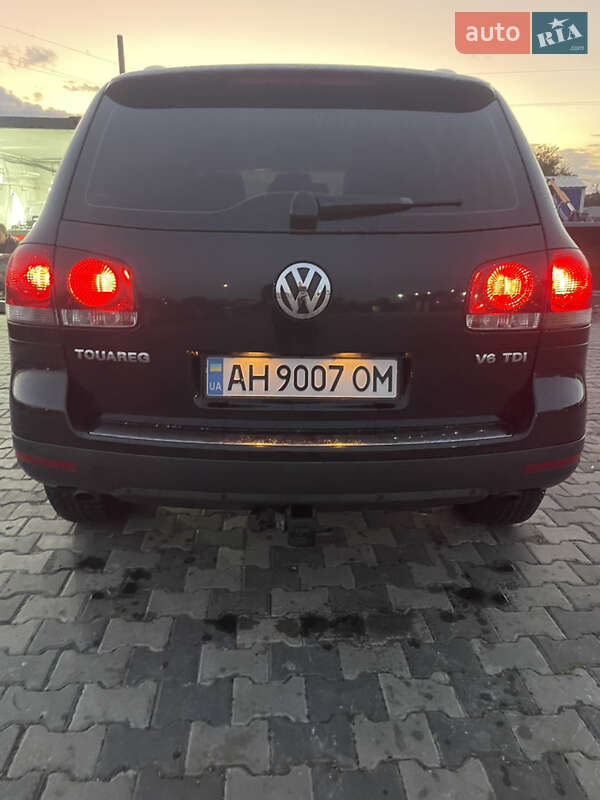 Внедорожник / Кроссовер Volkswagen Touareg 2008 в Днепре