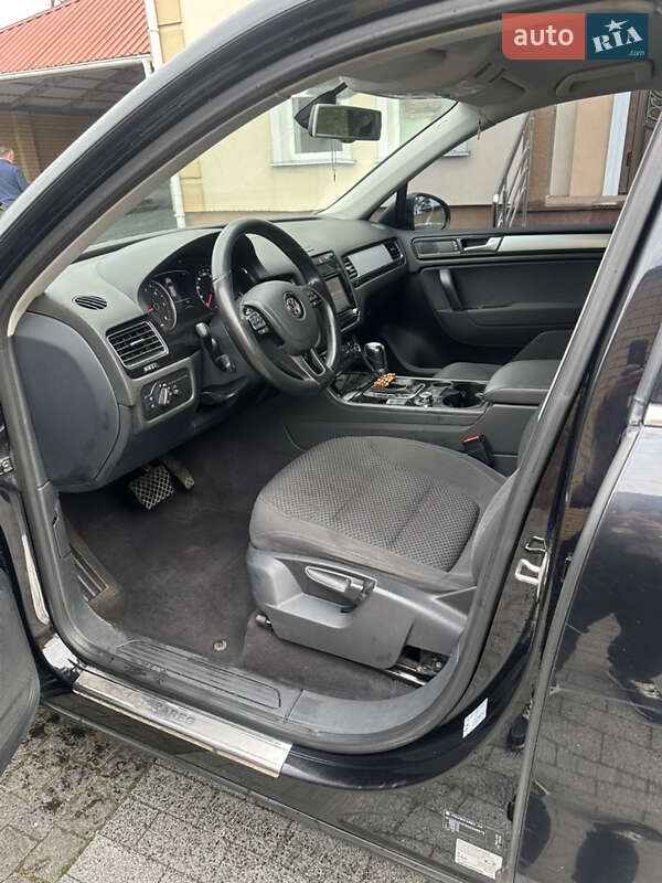 Позашляховик / Кросовер Volkswagen Touareg 2013 в Житомирі фото 11 Позашляховик / Кросовер Volkswagen Touareg 2013 в Житомирі