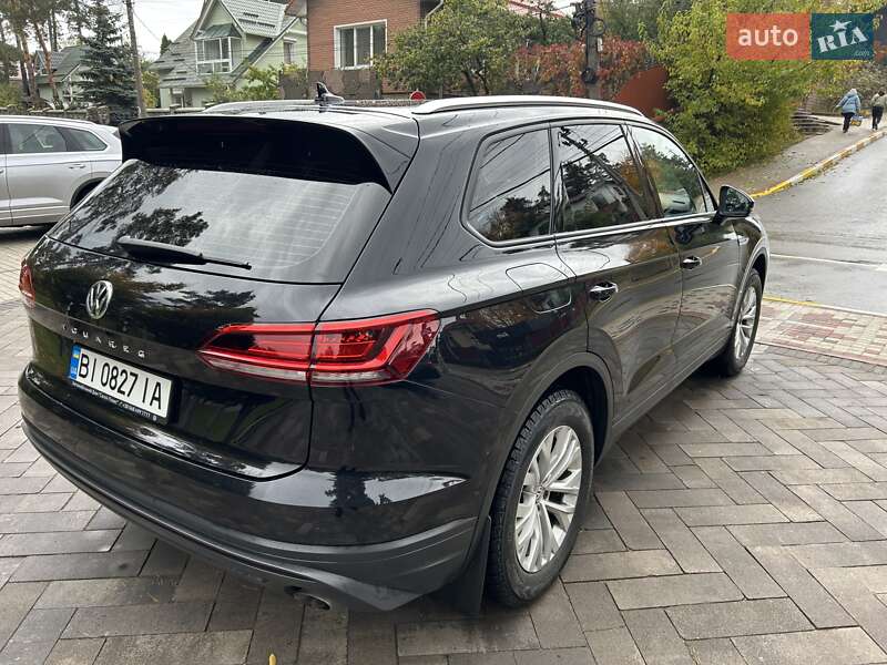 Позашляховик / Кросовер Volkswagen Touareg 2019 в Києві фото 8 Позашляховик / Кросовер Volkswagen Touareg 2019 в Києві