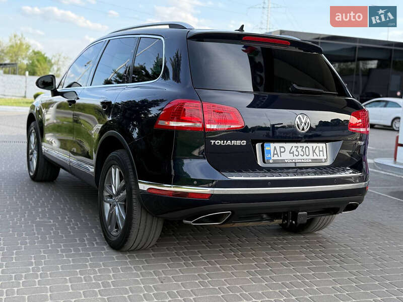 Внедорожник / Кроссовер Volkswagen Touareg 2015 в Краснограде фото 3 Внедорожник / Кроссовер Volkswagen Touareg 2015 в Краснограде