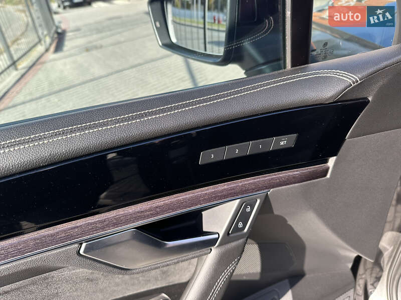 Внедорожник / Кроссовер Volkswagen Touareg 2019 в Днепре фото 18 Внедорожник / Кроссовер Volkswagen Touareg 2019 в Днепре