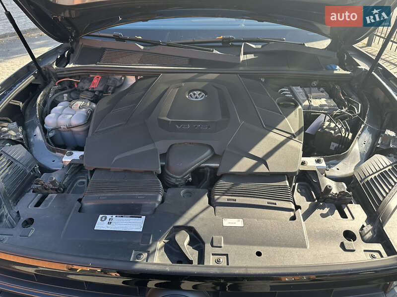 Внедорожник / Кроссовер Volkswagen Touareg 2019 в Днепре фото 33 Внедорожник / Кроссовер Volkswagen Touareg 2019 в Днепре
