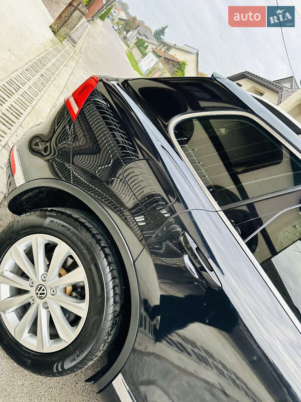Внедорожник / Кроссовер Volkswagen Touareg 2015 в Грушево