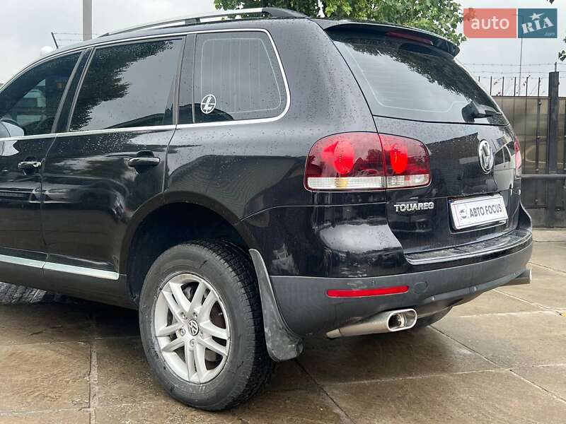 Внедорожник / Кроссовер Volkswagen Touareg 2008 в Киеве