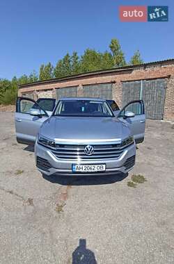 Внедорожник / Кроссовер Volkswagen Touareg 2020 в 