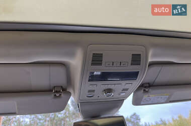 Внедорожник / Кроссовер Volkswagen Touareg 2015 в 
