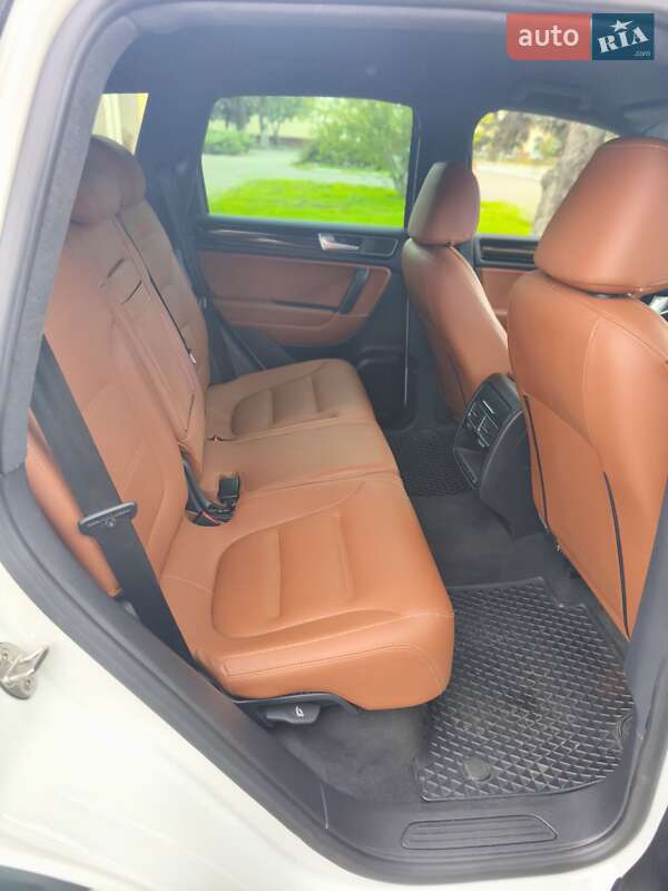 Внедорожник / Кроссовер Volkswagen Touareg 2014 в Черноморске фото 11 Внедорожник / Кроссовер Volkswagen Touareg 2014 в Черноморске