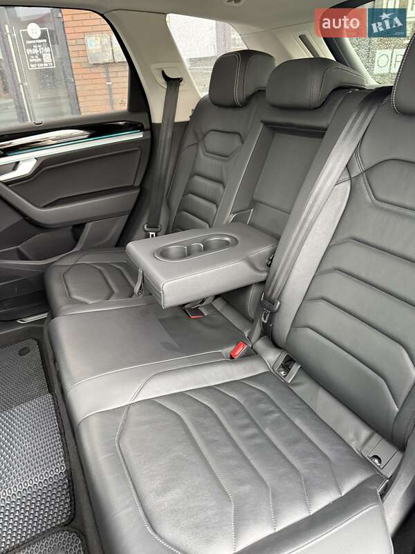 Внедорожник / Кроссовер Volkswagen Touareg 2020 в Кропивницком фото 9 Внедорожник / Кроссовер Volkswagen Touareg 2020 в Кропивницком