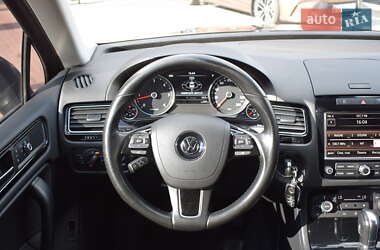 Внедорожник / Кроссовер Volkswagen Touareg 2014 в 