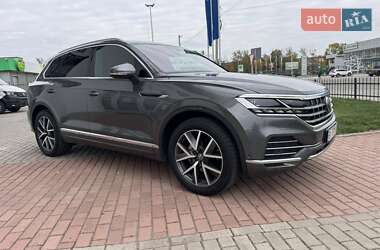 Внедорожник / Кроссовер Volkswagen Touareg 2021 в Полтаве