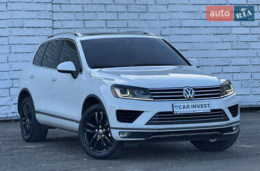 Позашляховик / Кросовер Volkswagen Touareg 2015 в Києві Позашляховик / Кросовер Volkswagen Touareg 2015 в Києві