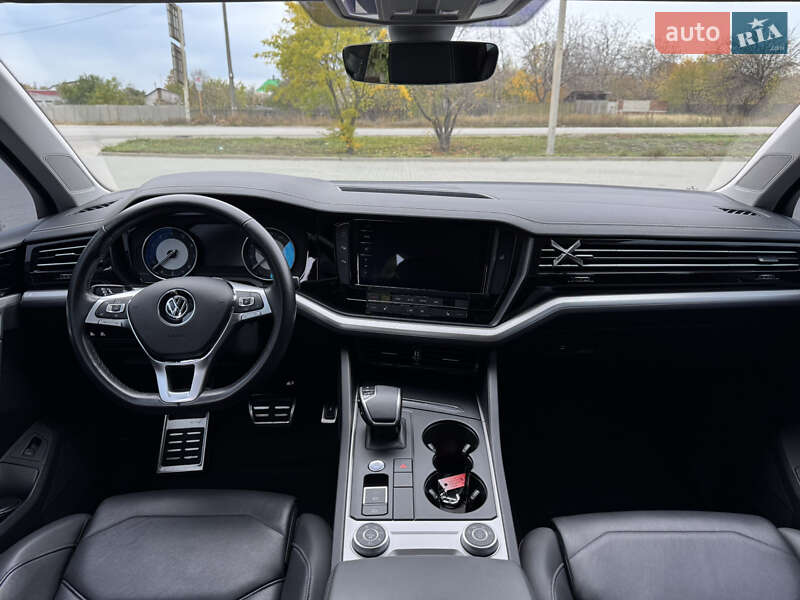 Внедорожник / Кроссовер Volkswagen Touareg 2020 в Харькове фото 17 Внедорожник / Кроссовер Volkswagen Touareg 2020 в Харькове