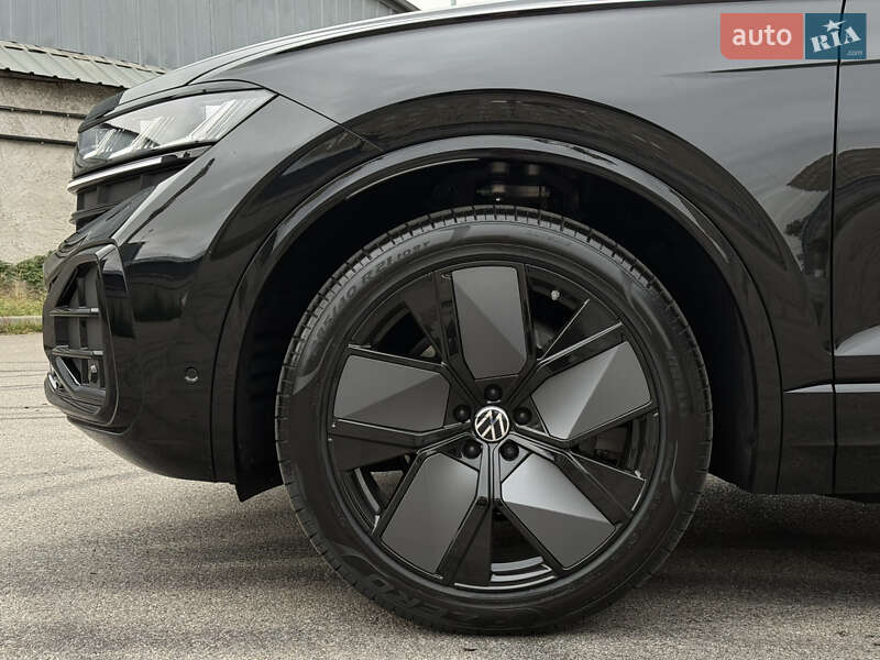 Внедорожник / Кроссовер Volkswagen Touareg 2025 в Киеве фото 16 Внедорожник / Кроссовер Volkswagen Touareg 2025 в Киеве
